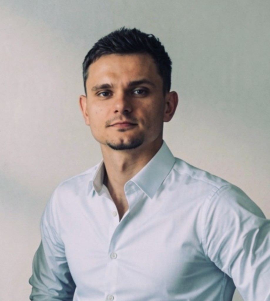 Maxim Carp-Bezverhnii